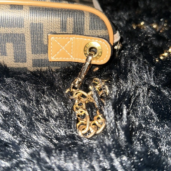 Vintage Zucca Fendi Crossbody chain bag - Picture 4 of 14